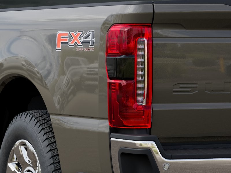 2027 Ford F-350SD F-350® Lariat®