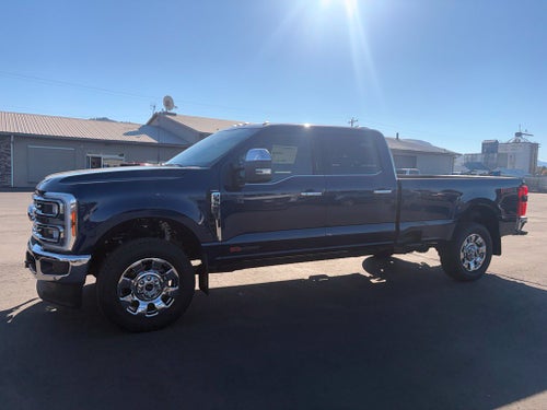 2027 Ford F-350SD Lariat