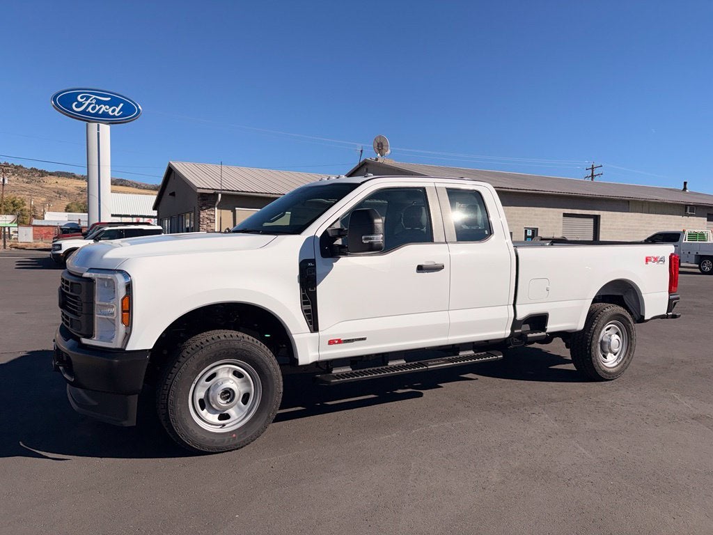 2027 Ford F-350SD XL