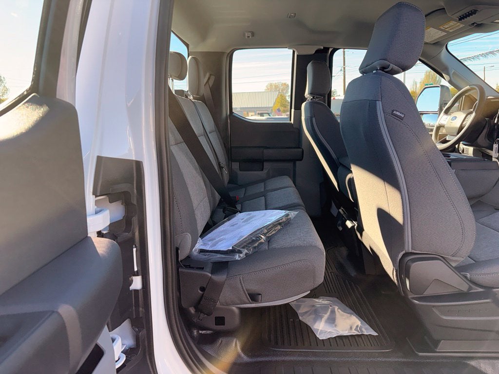2027 Ford F-350SD XL