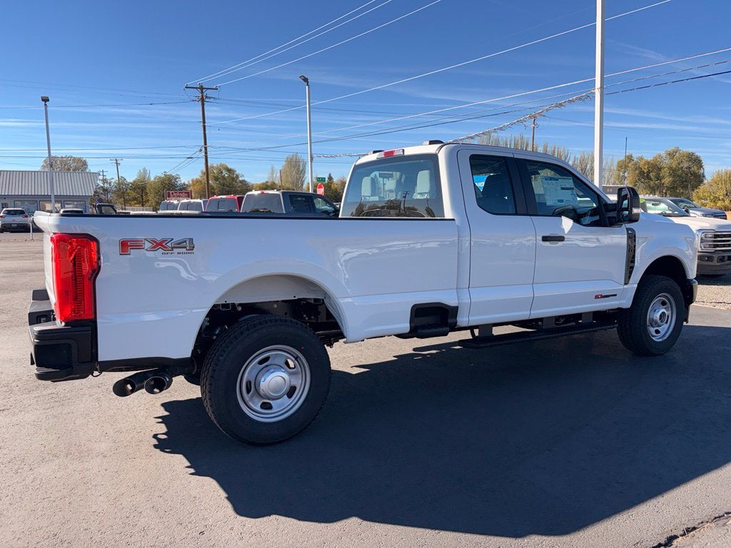 2027 Ford F-350SD XL