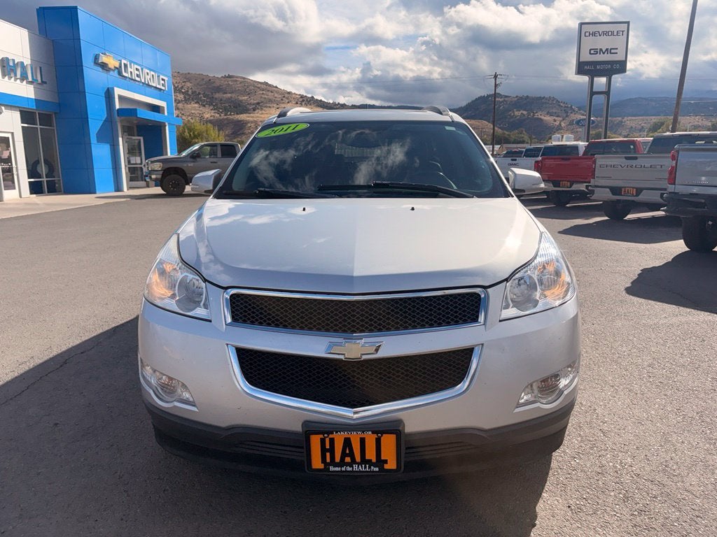 Used 2011 Chevrolet Traverse 2LT with VIN 1GNKVJED0BJ382465 for sale in Lakeview, OR