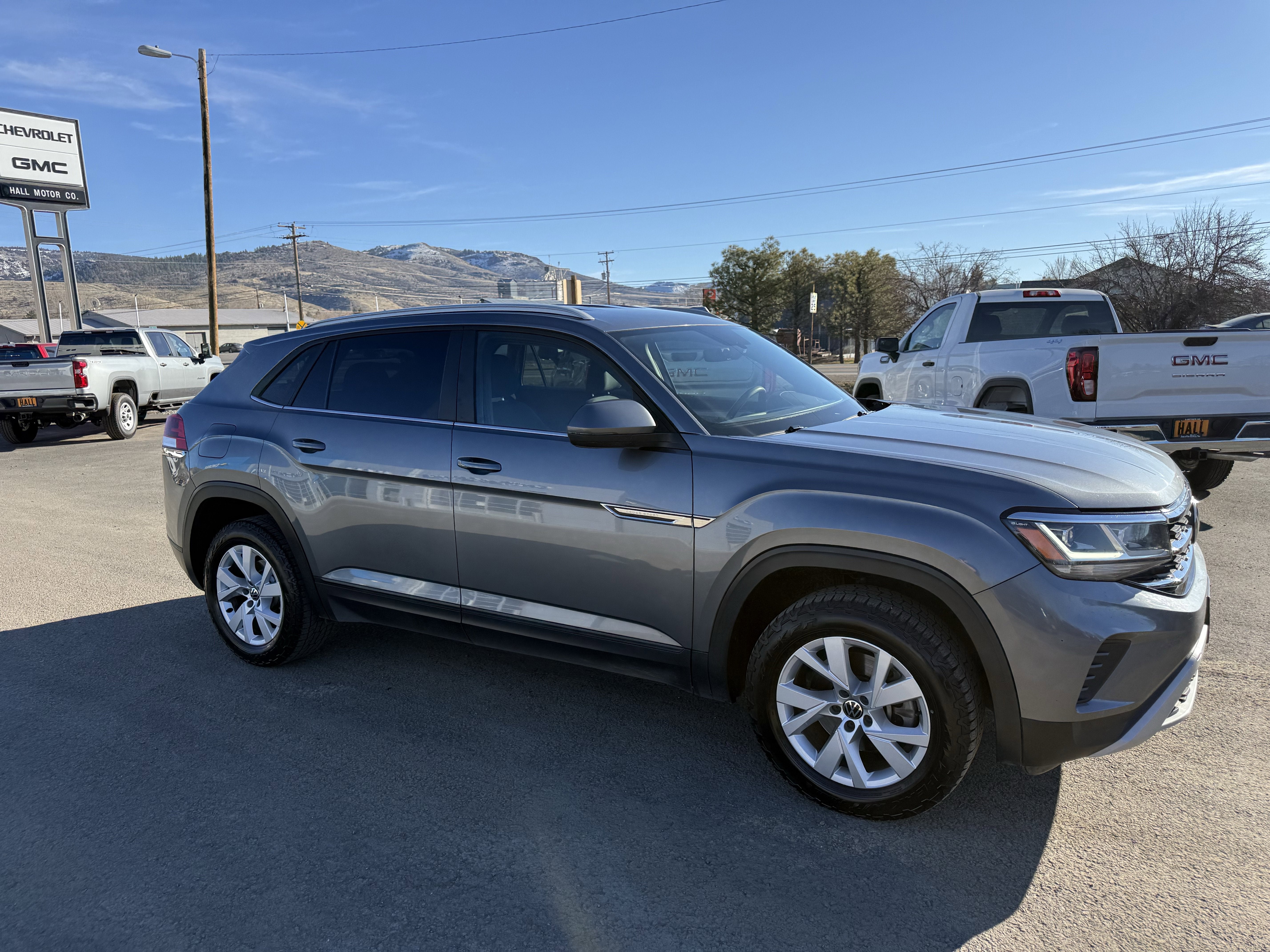 2020 Volkswagen Atlas Cross Sport 2.0T S