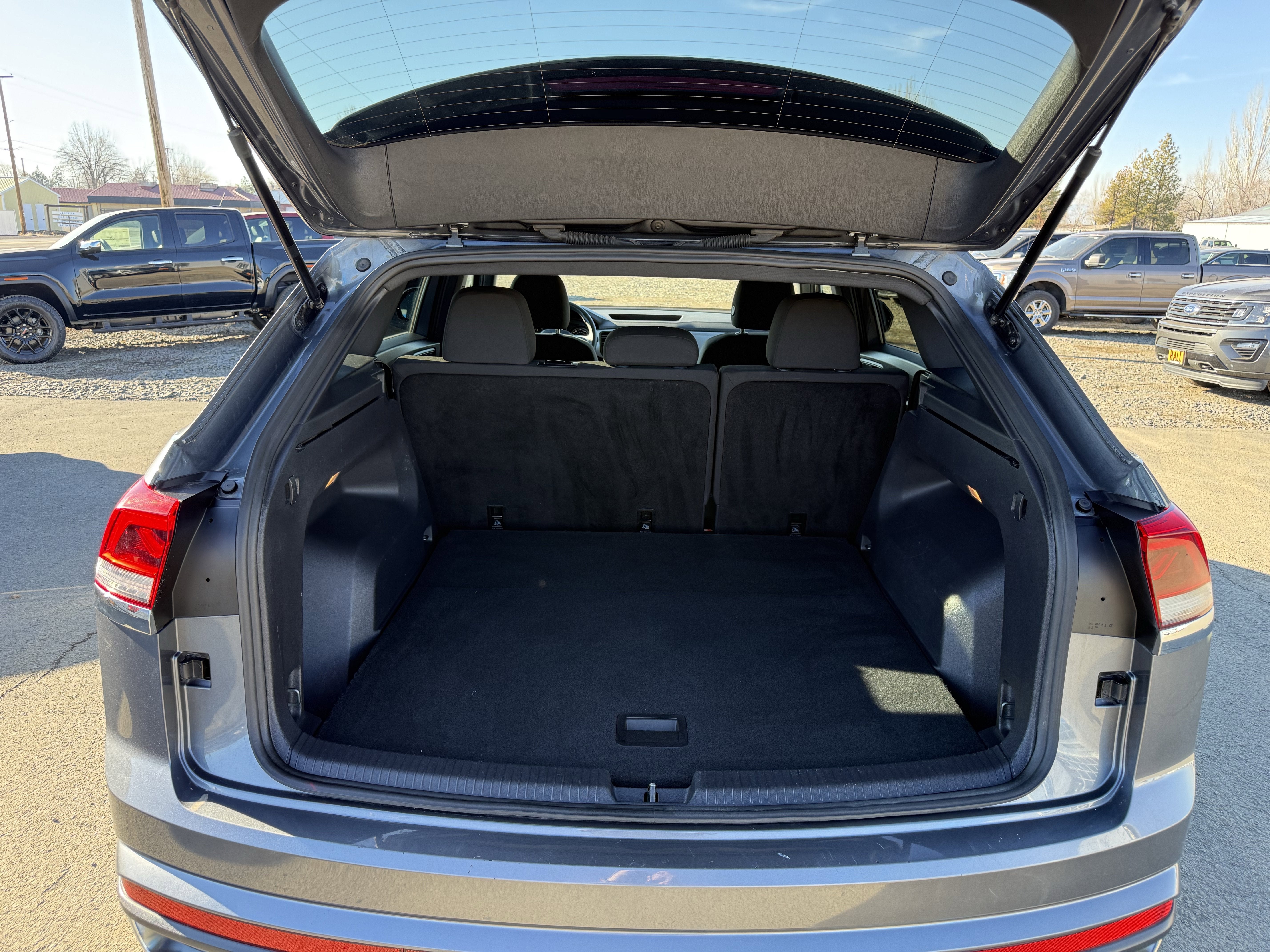 2020 Volkswagen Atlas Cross Sport 2.0T S