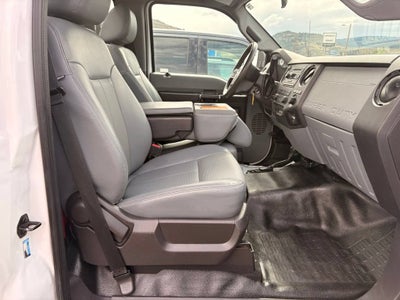 2016 Ford Super Duty F-550 DRW XL