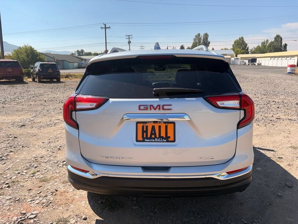 2022 GMC Terrain SLT