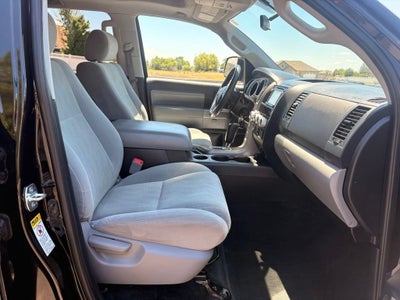 2016 Toyota Sequoia SR5