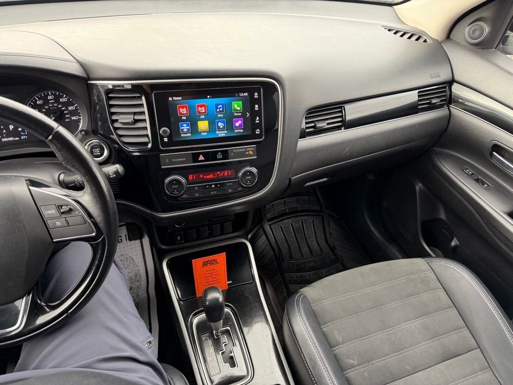 2019 Mitsubishi Outlander ES