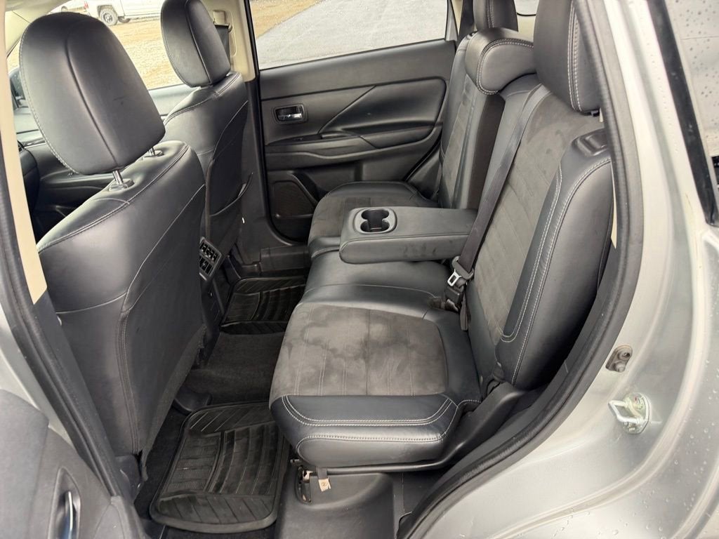 2019 Mitsubishi Outlander ES