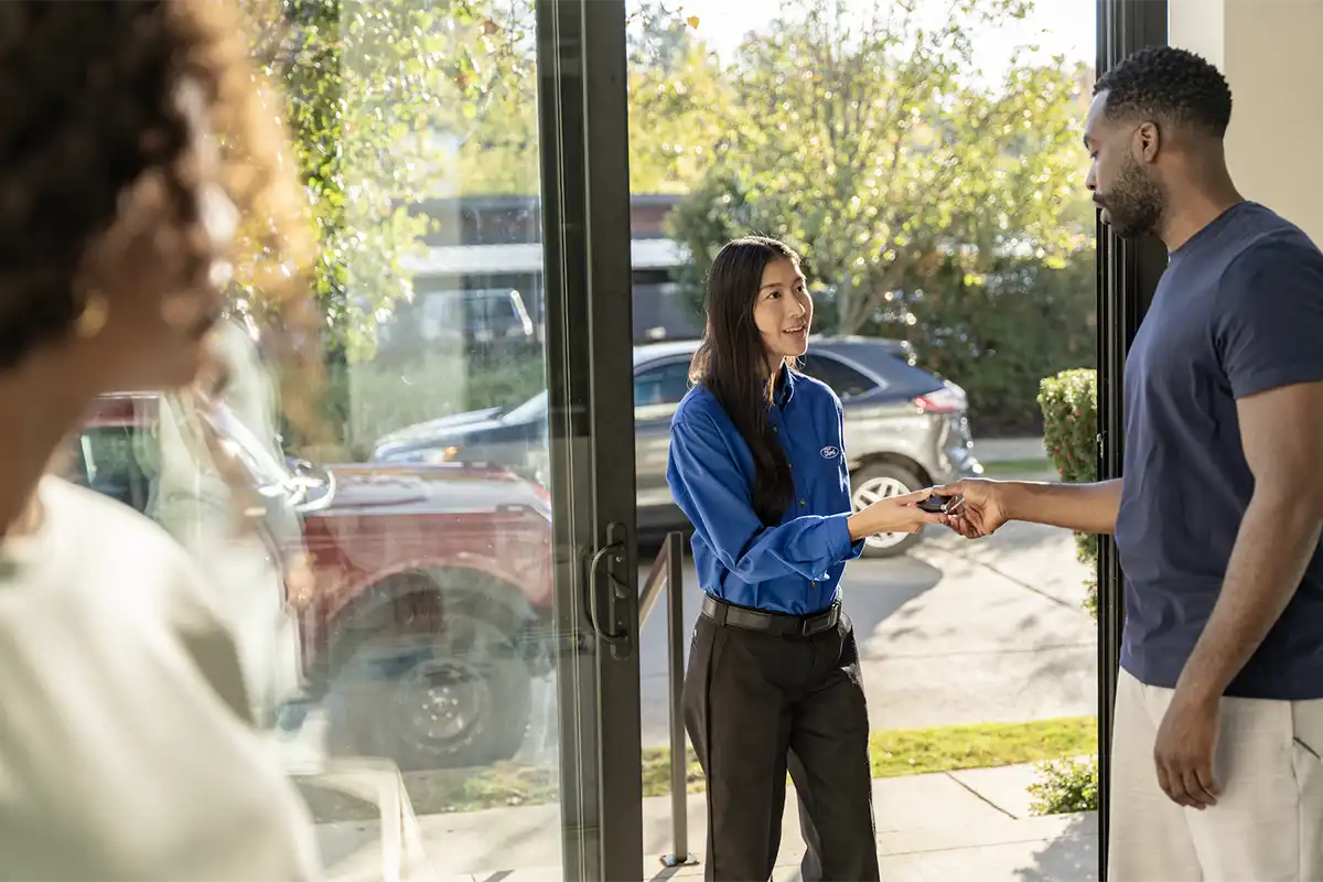 Hall Motor Company - Ford in Lakeview OR